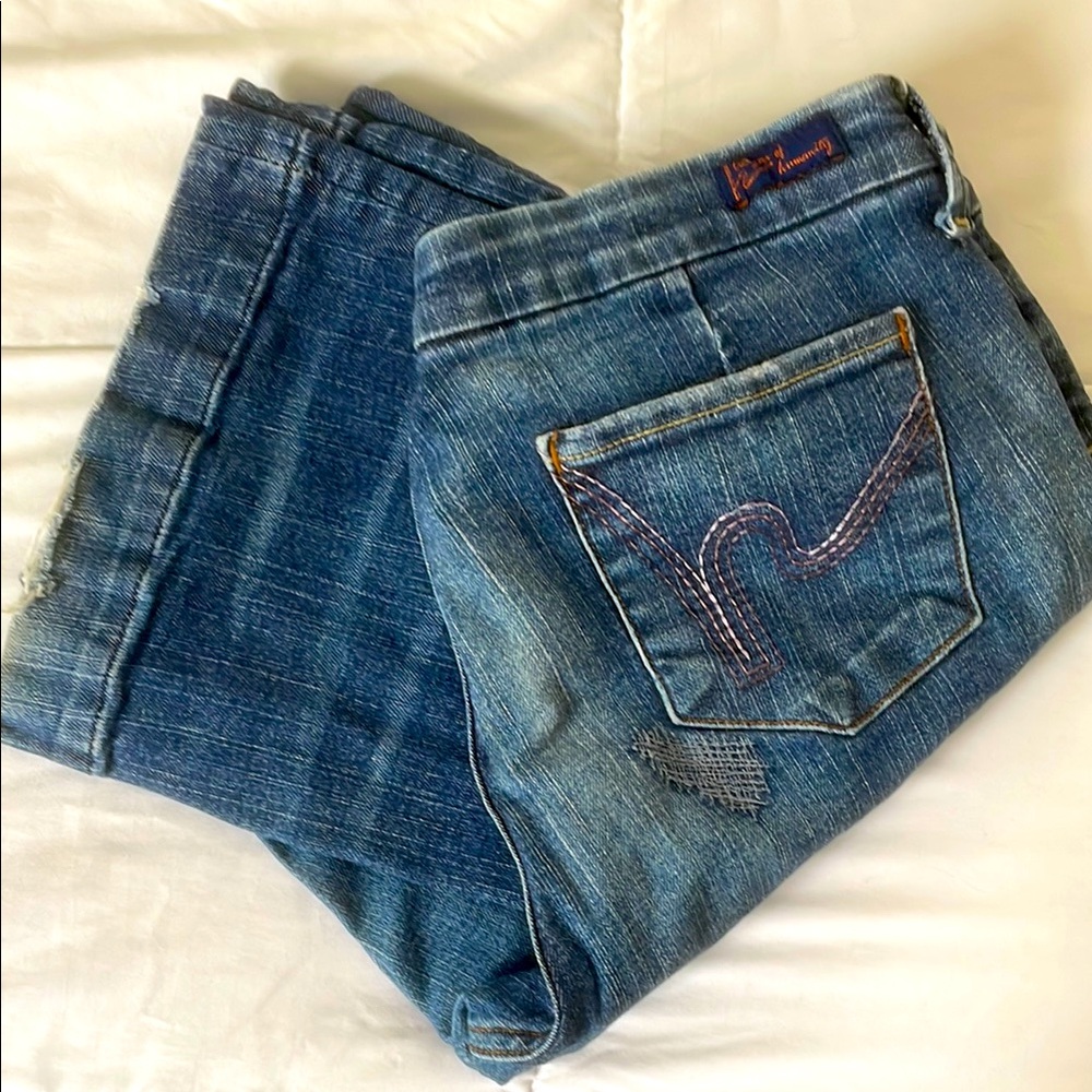Citizens of humanity, low rise , full leg jeans, size 32